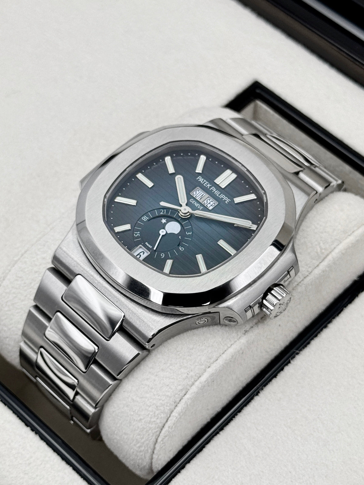 2024 Patek Philippe Nautilus Moonphase 40.5mm 5726/1A-014 Stainless Steel Blue Dial